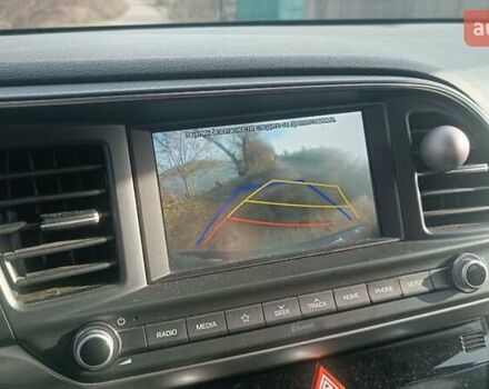 Черный Хендай Элантра, объемом двигателя 1.59 л и пробегом 98 тыс. км за 13800 $, фото 9 на Automoto.ua