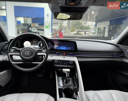 Черный Хендай Элантра, объемом двигателя 2 л и пробегом 55 тыс. км за 19500 $, фото 16 на Automoto.ua