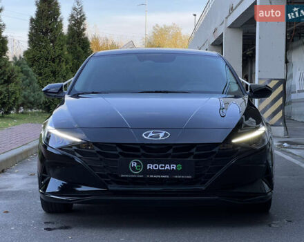 Чорний Хендай Елантра, об'ємом двигуна 2 л та пробігом 90 тис. км за 17500 $, фото 4 на Automoto.ua