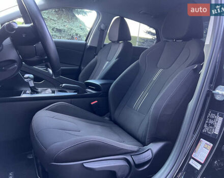 Чорний Хендай Елантра, об'ємом двигуна 2 л та пробігом 90 тис. км за 17500 $, фото 33 на Automoto.ua