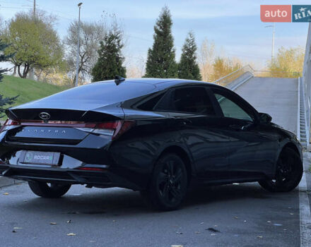 Чорний Хендай Елантра, об'ємом двигуна 2 л та пробігом 90 тис. км за 17500 $, фото 18 на Automoto.ua