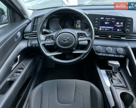 Чорний Хендай Елантра, об'ємом двигуна 2 л та пробігом 90 тис. км за 17500 $, фото 35 на Automoto.ua