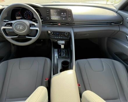 Черный Хендай Элантра, объемом двигателя 2 л и пробегом 23 тыс. км за 3800 $, фото 6 на Automoto.ua