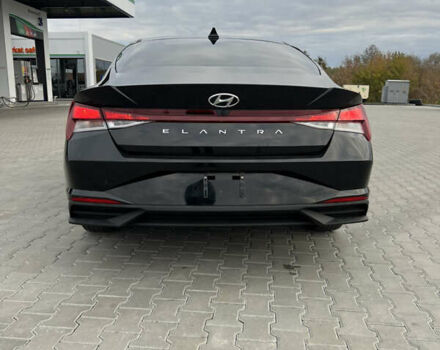 Черный Хендай Элантра, объемом двигателя 2 л и пробегом 50 тыс. км за 17500 $, фото 4 на Automoto.ua