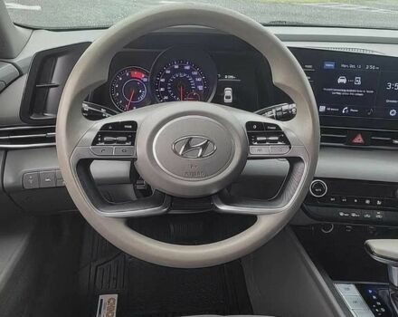 Чорний Хендай Елантра, об'ємом двигуна 2 л та пробігом 25 тис. км за 9000 $, фото 6 на Automoto.ua