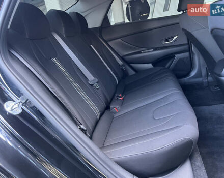 Чорний Хендай Елантра, об'ємом двигуна 2 л та пробігом 90 тис. км за 17500 $, фото 52 на Automoto.ua