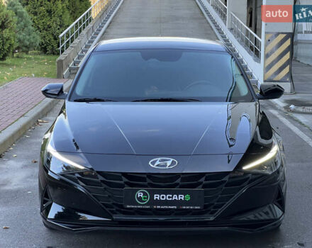 Чорний Хендай Елантра, об'ємом двигуна 2 л та пробігом 90 тис. км за 17500 $, фото 5 на Automoto.ua
