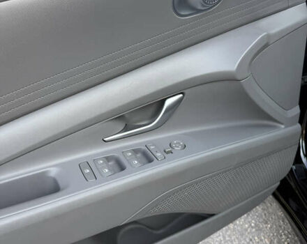 Чорний Хендай Елантра, об'ємом двигуна 2 л та пробігом 159 тис. км за 16700 $, фото 23 на Automoto.ua