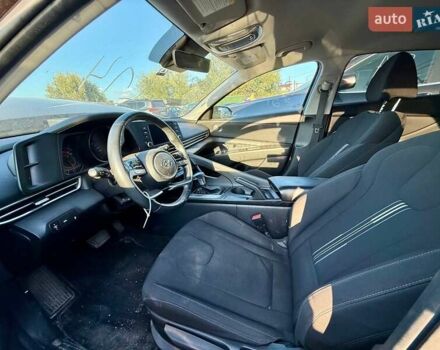 Черный Хендай Элантра, объемом двигателя 2 л и пробегом 85 тыс. км за 11000 $, фото 24 на Automoto.ua