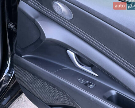 Чорний Хендай Елантра, об'ємом двигуна 2 л та пробігом 90 тис. км за 17500 $, фото 54 на Automoto.ua