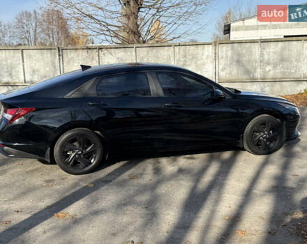 Чорний Хендай Елантра, об'ємом двигуна 2 л та пробігом 159 тис. км за 16700 $, фото 9 на Automoto.ua
