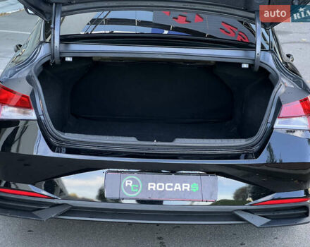 Чорний Хендай Елантра, об'ємом двигуна 2 л та пробігом 90 тис. км за 17500 $, фото 46 на Automoto.ua