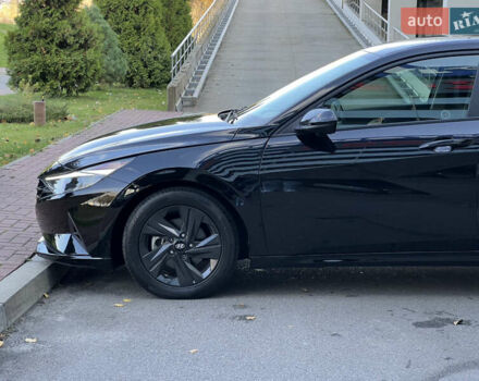 Чорний Хендай Елантра, об'ємом двигуна 2 л та пробігом 90 тис. км за 17500 $, фото 24 на Automoto.ua