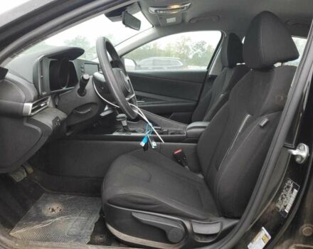 Черный Хендай Элантра, объемом двигателя 1.6 л и пробегом 96 тыс. км за 5300 $, фото 6 на Automoto.ua