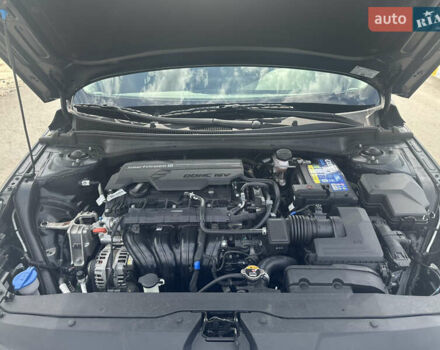 Черный Хендай Элантра, объемом двигателя 2 л и пробегом 69 тыс. км за 17400 $, фото 13 на Automoto.ua