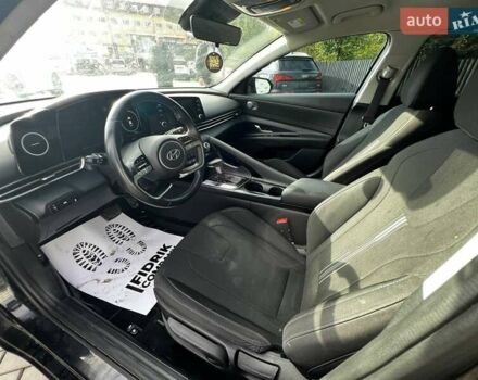 Чорний Хендай Елантра, об'ємом двигуна 2 л та пробігом 126 тис. км за 12700 $, фото 13 на Automoto.ua