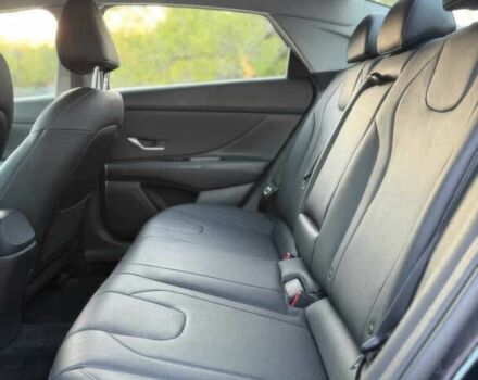 Черный Хендай Элантра, объемом двигателя 2 л и пробегом 16 тыс. км за 11900 $, фото 9 на Automoto.ua