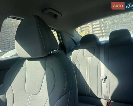 Чорний Хендай Елантра, об'ємом двигуна 2 л та пробігом 23 тис. км за 16750 $, фото 18 на Automoto.ua