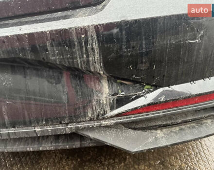 Чорний Хендай Елантра, об'ємом двигуна 2 л та пробігом 23 тис. км за 16750 $, фото 2 на Automoto.ua