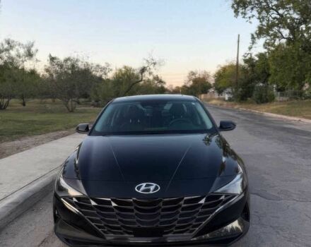 Черный Хендай Элантра, объемом двигателя 2 л и пробегом 16 тыс. км за 11900 $, фото 1 на Automoto.ua