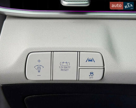 Чорний Хендай Елантра, об'ємом двигуна 1.6 л та пробігом 143 тис. км за 21500 $, фото 25 на Automoto.ua