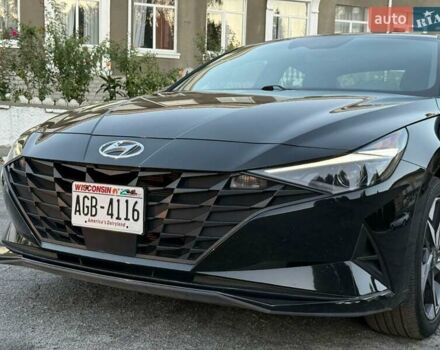 Черный Хендай Элантра, объемом двигателя 2 л и пробегом 55 тыс. км за 19700 $, фото 1 на Automoto.ua