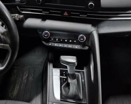 Черный Хендай Элантра, объемом двигателя 1.59 л и пробегом 55 тыс. км за 17900 $, фото 7 на Automoto.ua