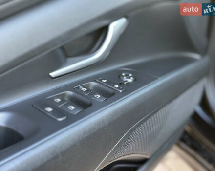 Хендай Элантра 2023 в Львове на Automoto.ua Черный Хендай Элантра, объемом двигателя 2 л и пробегом 100 тыс. км за 17900 $, фото 28 на Automoto.ua