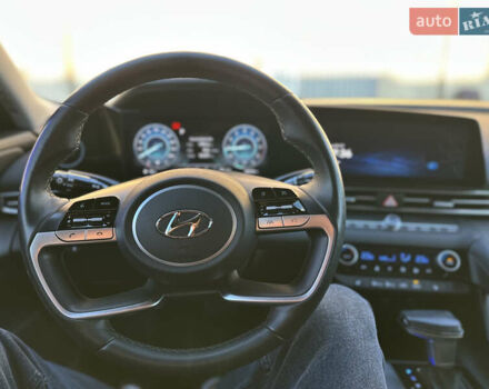 Хендай Элантра 2023 в Львове на Automoto.ua Черный Хендай Элантра, объемом двигателя 2 л и пробегом 100 тыс. км за 17900 $, фото 35 на Automoto.ua