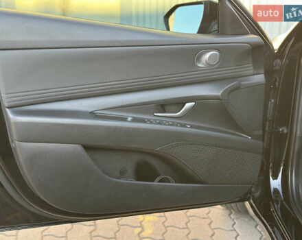 Хендай Элантра 2023 в Львове на Automoto.ua Черный Хендай Элантра, объемом двигателя 2 л и пробегом 100 тыс. км за 17900 $, фото 26 на Automoto.ua