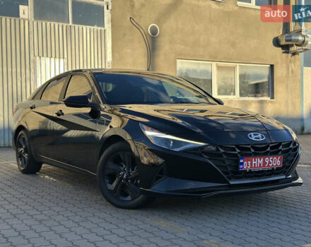 Хендай Элантра 2023 в Львове на Automoto.ua Черный Хендай Элантра, объемом двигателя 2 л и пробегом 100 тыс. км за 17900 $, фото 9 на Automoto.ua