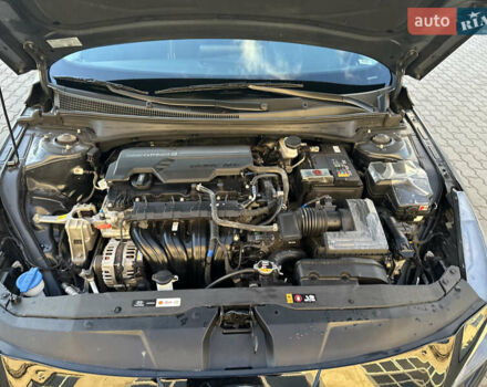 Хендай Элантра 2023 в Львове на Automoto.ua Черный Хендай Элантра, объемом двигателя 2 л и пробегом 100 тыс. км за 17900 $, фото 63 на Automoto.ua