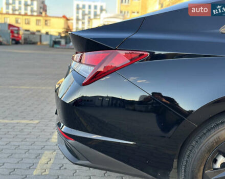 Хендай Элантра 2023 в Львове на Automoto.ua Черный Хендай Элантра, объемом двигателя 2 л и пробегом 100 тыс. км за 17900 $, фото 23 на Automoto.ua