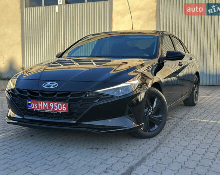 Хендай Элантра 2023 в Львове на Automoto.ua Черный Хендай Элантра, объемом двигателя 2 л и пробегом 100 тыс. км за 17900 $, фото 7 на Automoto.ua