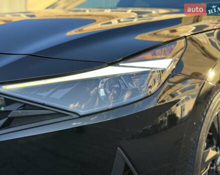 Хендай Элантра 2023 в Львове на Automoto.ua Черный Хендай Элантра, объемом двигателя 2 л и пробегом 100 тыс. км за 17900 $, фото 4 на Automoto.ua