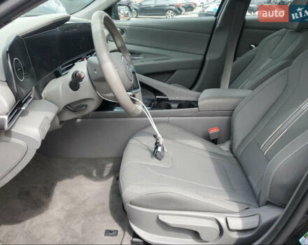 Черный Хендай Элантра, объемом двигателя 2 л и пробегом 9 тыс. км за 2490 $, фото 6 на Automoto.ua