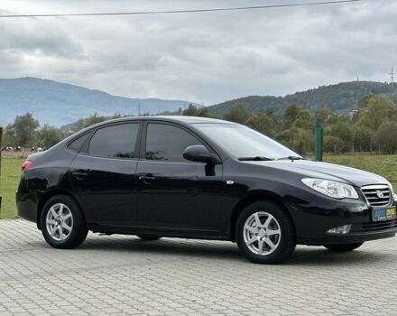 Чорний Хендай Елантра, об'ємом двигуна 1.6 л та пробігом 185 тис. км за 5300 $, фото 1 на Automoto.ua