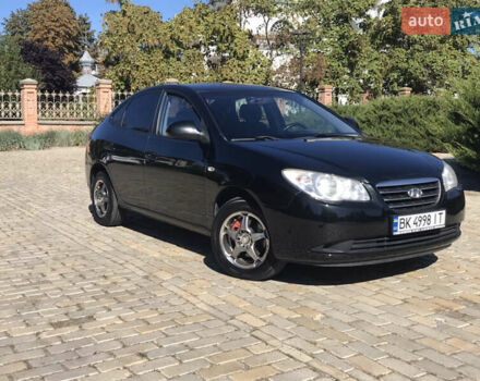 Чорний Хендай Елантра, об'ємом двигуна 1.59 л та пробігом 211 тис. км за 4999 $, фото 1 на Automoto.ua