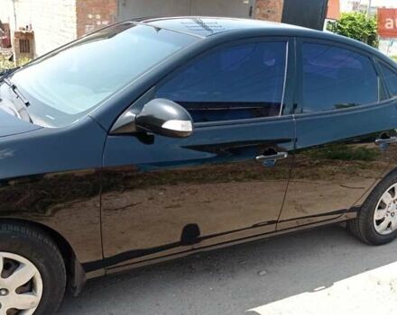 Черный Хендай Элантра, объемом двигателя 1.6 л и пробегом 260 тыс. км за 5300 $, фото 1 на Automoto.ua