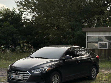 Хендай Элантра 2016 в Киеве на Automoto.ua Черный Хендай Элантра, объемом двигателя 2 л и пробегом 156 тыс. км за 9250 $, фото 1 на Automoto.ua