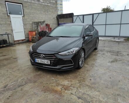 Черный Хендай Элантра, объемом двигателя 1.6 л и пробегом 59 тыс. км за 12800 $, фото 1 на Automoto.ua