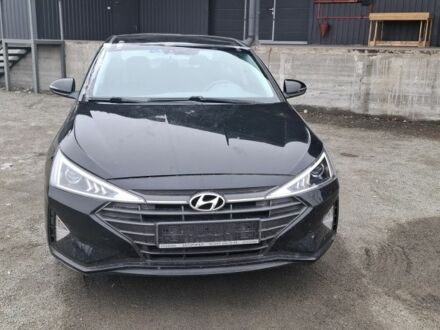 Черный Хендай Элантра, объемом двигателя 1.6 л и пробегом 60 тыс. км за 8200 $, фото 1 на Automoto.ua
