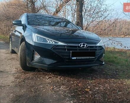 Черный Хендай Элантра, объемом двигателя 1.59 л и пробегом 98 тыс. км за 13800 $, фото 1 на Automoto.ua