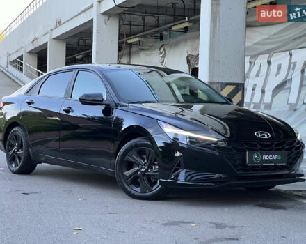 Чорний Хендай Елантра, об'ємом двигуна 2 л та пробігом 90 тис. км за 17500 $, фото 1 на Automoto.ua