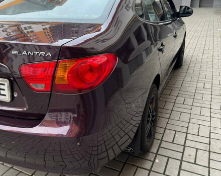 Фіолетовий Хендай Елантра, об'ємом двигуна 1.59 л та пробігом 221 тис. км за 5600 $, фото 3 на Automoto.ua
