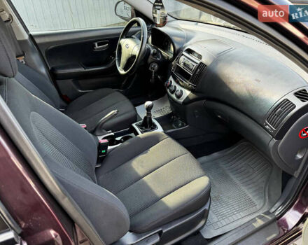 Хендай Элантра 2007 в Днепре (Днепропетровске) на Automoto.ua Фиолетовый Хендай Элантра, объемом двигателя 1.6 л и пробегом 70 тыс. км за 6300 $, фото 12 на Automoto.ua