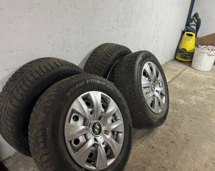 Фіолетовий Хендай Елантра, об'ємом двигуна 1.59 л та пробігом 221 тис. км за 5600 $, фото 2 на Automoto.ua