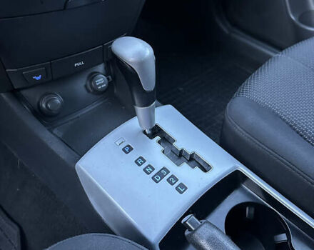 Фіолетовий Хендай Елантра, об'ємом двигуна 1.6 л та пробігом 198 тис. км за 6850 $, фото 34 на Automoto.ua