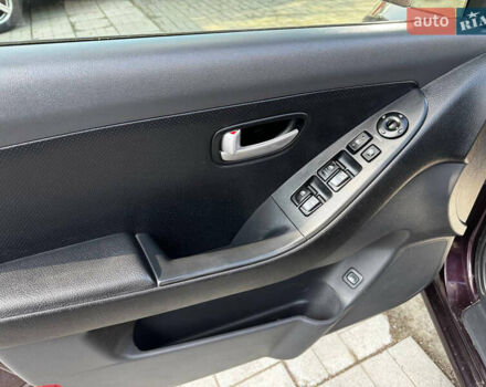 Хендай Элантра 2007 в Днепре (Днепропетровске) на Automoto.ua Фиолетовый Хендай Элантра, объемом двигателя 1.6 л и пробегом 70 тыс. км за 6300 $, фото 6 на Automoto.ua