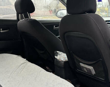 Фиолетовый Хендай Элантра, объемом двигателя 1.59 л и пробегом 383 тыс. км за 5900 $, фото 12 на Automoto.ua